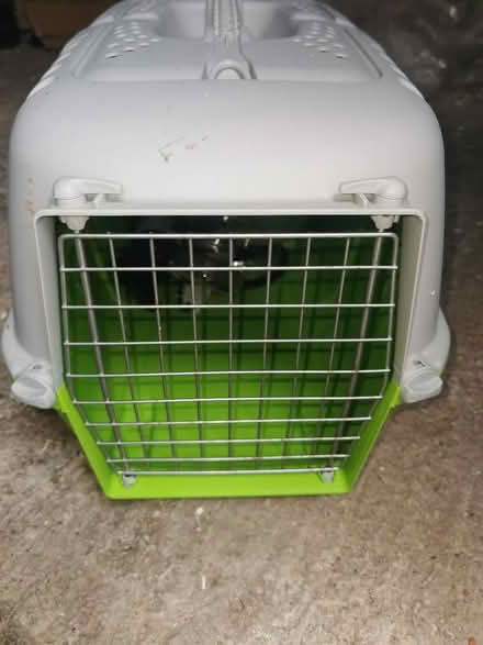 Photo of free Pet box carrier (LE9 (Earl Shilton)) #1