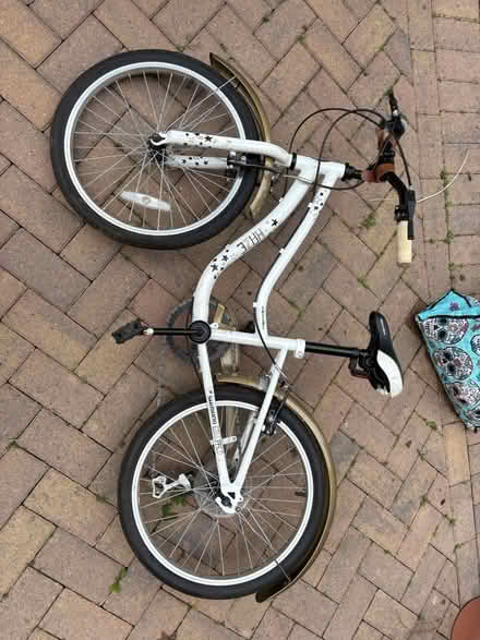 Photo of free Girls bike (High Wood, Lancaster) #2