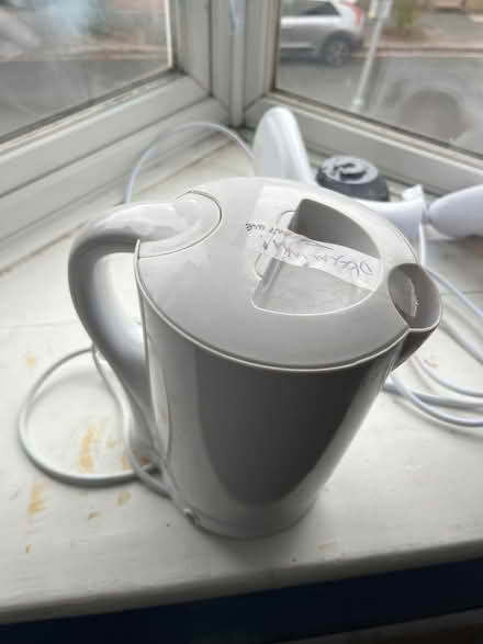 Photo of free white kettle - good working order (Newbury Park IG2) #1