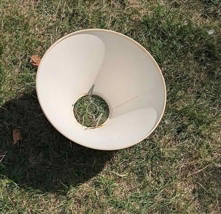 Photo of free Basic lamp shade (Kennington OX1) #2