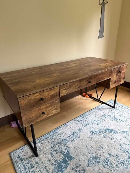Photo of free Desk (95070) #1