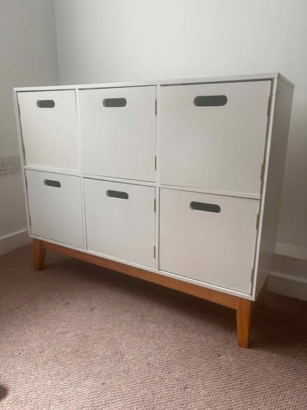 Photo of free White 6 compartment cabinet (WA4 1DL) #1