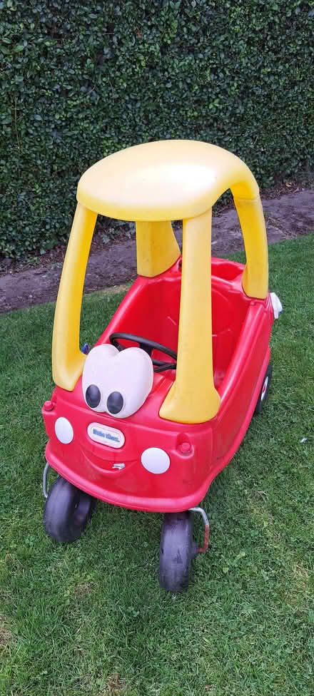 Photo of free Little Tikes Cosy Coupe car (AB16) #1