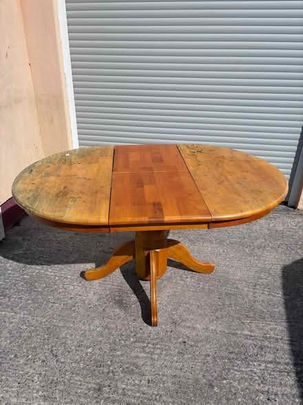 Photo of free Extending table and chairs (Hatt) #3