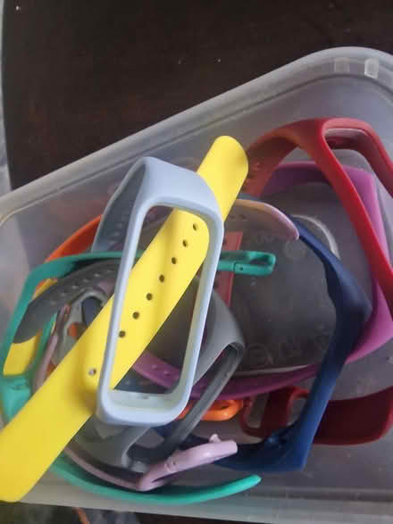 Photo of free Fitbit straps (G40) #2