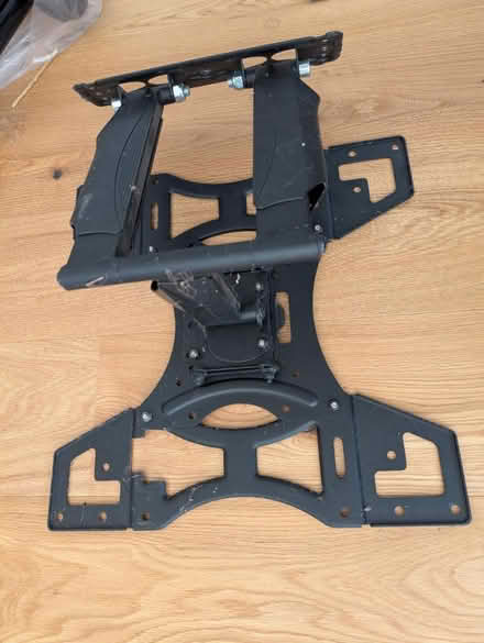 Photo of free Wall TV mount (SL6 furze platt) #4