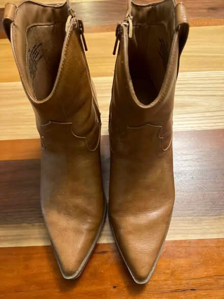 Photo of free Size 7.5 universal standard boots (S Section) #1
