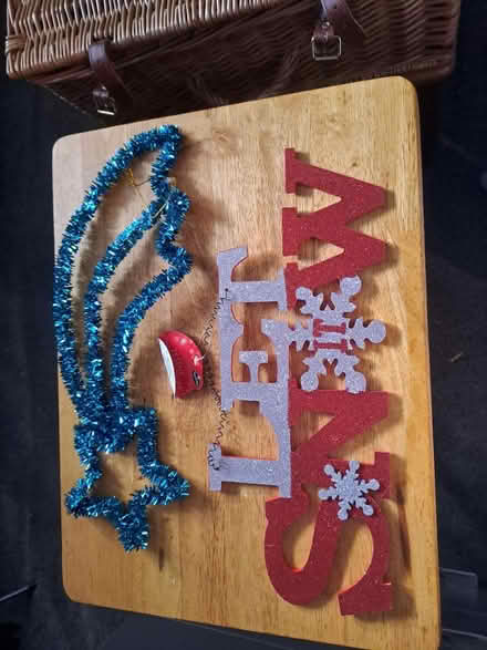 Photo of free Christmas decorations (Croydon) #1