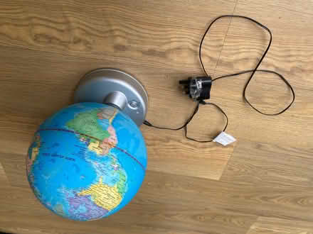 Photo of free Globe night light (Millfields CW5) #1