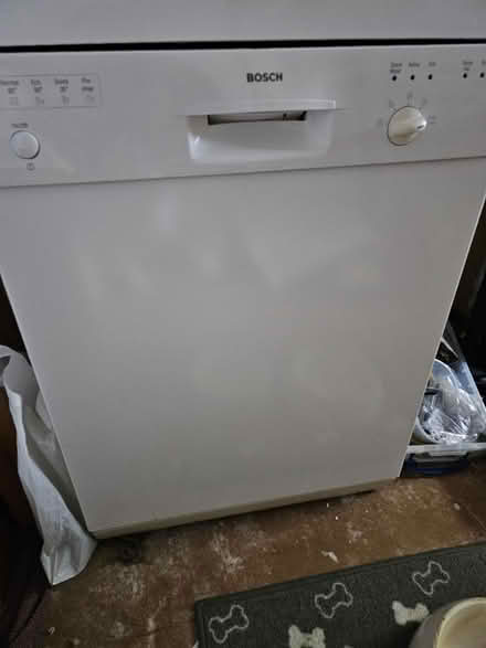 Photo of free Dishwasher (GU21) #1