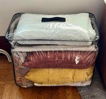 Photo of comforter bags (Pt Richmond) #1