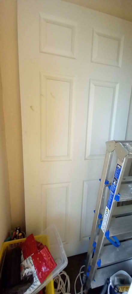 Photo of free 6 panel door33 ins by 77 ins (Kincardine FK10 4RL) #1