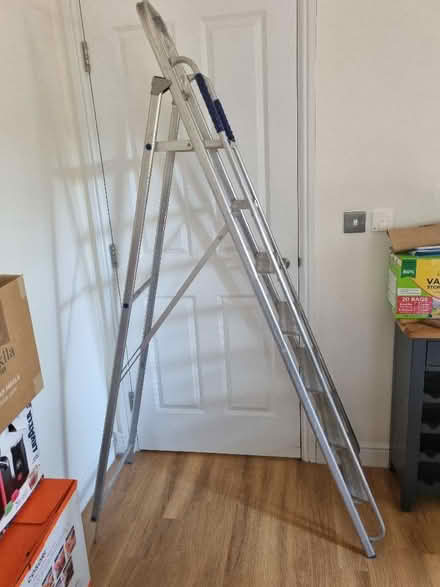 Photo of free Stepladder (Pleasant Valley CB11) #1