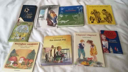 Photo of free Dutch books (Craiglockhart EH14) #2