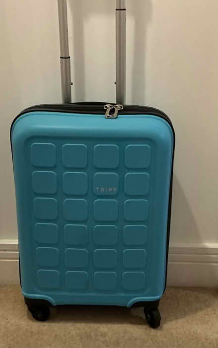 Photo of free Suitcase excellent condition (Leighton Buzzard) #1
