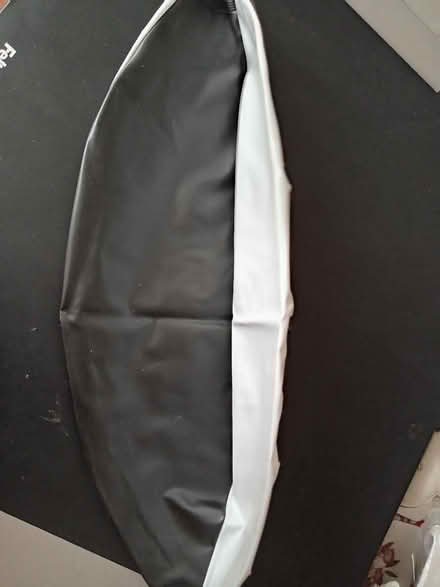 Photo of free Small beach ball (Lightwater GU18) #3