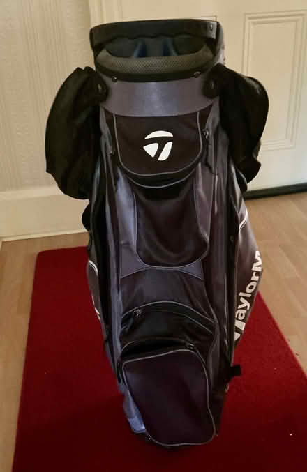 Photo of free Taylormade golf bag (Norbiton KT2) #1