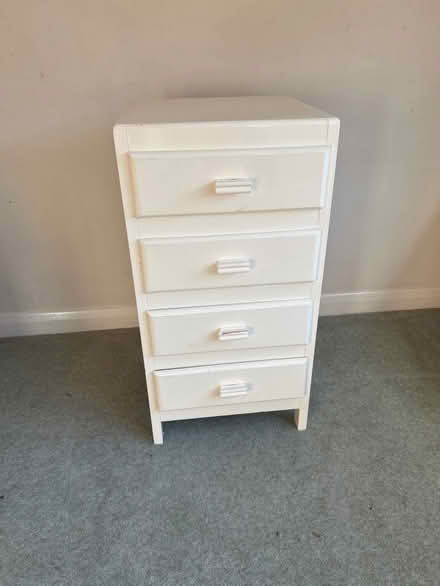 Photo of free Chest of draws (Ruislip HA4) #1