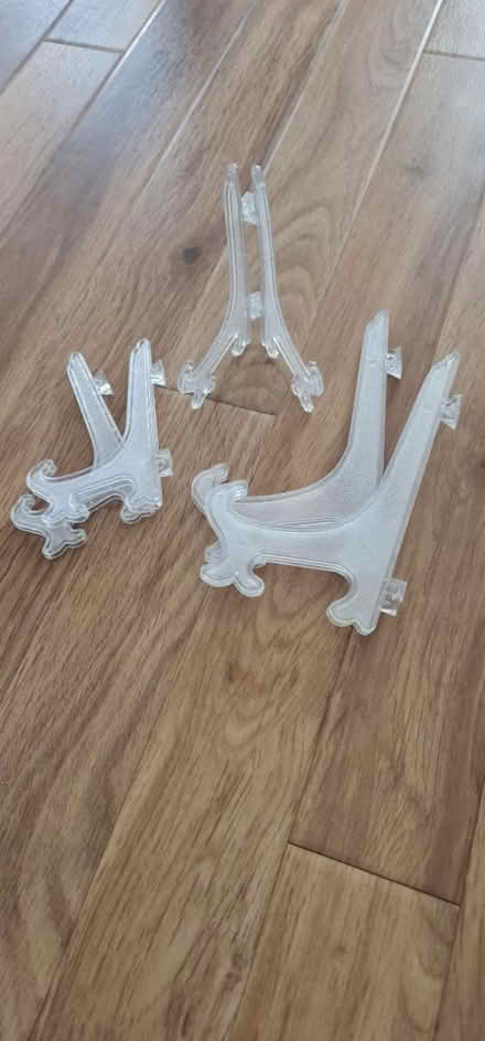 Photo of free Plate/Picture Stand (Collier Row RM5) #1