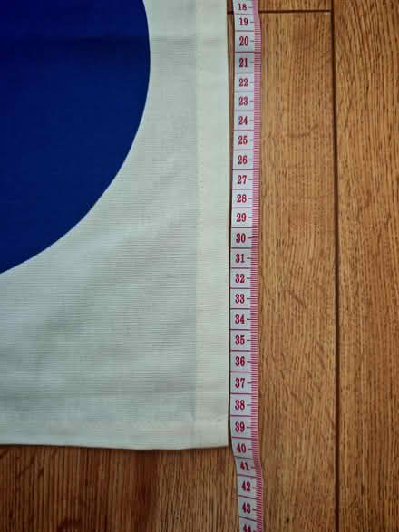 Photo of free Table runner (L25) #2