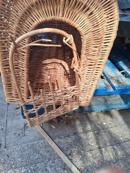 Photo of free Wicker cat carrier (Peckham/Nunhead) #2
