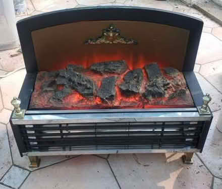 Photo of free 2.25 kW Electric fire that fits in a hearth (Earley RG6) #1