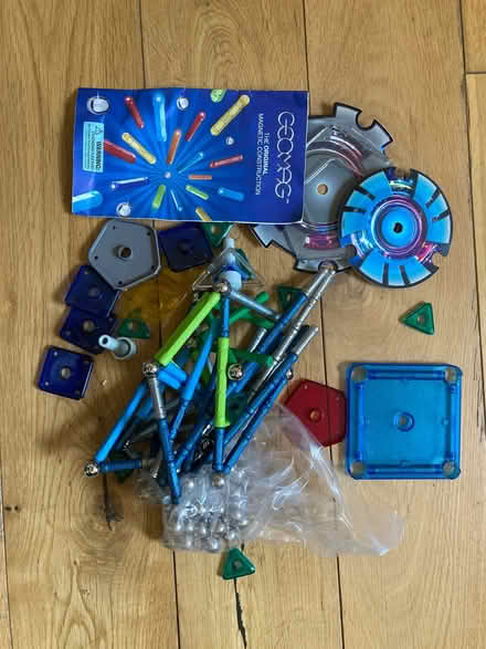 Photo of free Geomag magnetic construction toy (Freehold LA1) #1