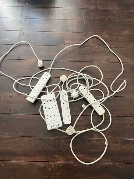 Photo of free 4 extension leads (Watford WD24) #1