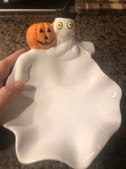 Photo of free Halloween themed candy dishes (North Hollywood) #2