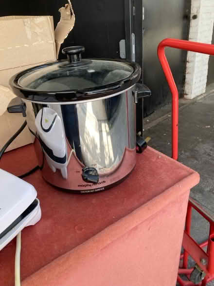 Photo of free Slow cooker (SE16) #1