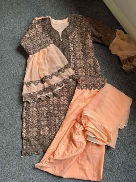 Photo of free Suit (Woodley RG6) #1