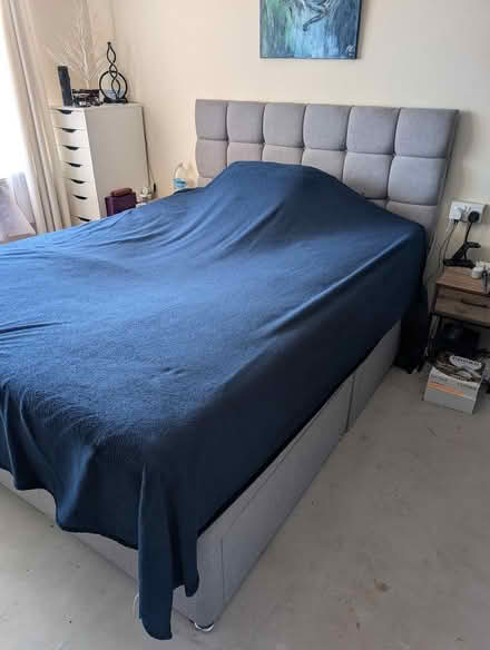 Photo of free King size bed base (Battle TN33) #1