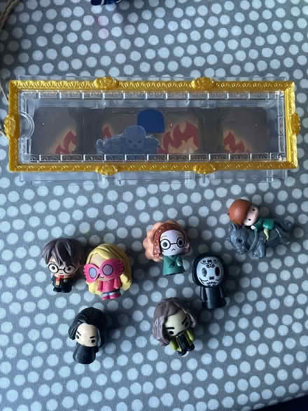 Photo of free Harry Potter figurines and box (Bournville B30) #1