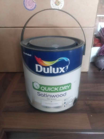 Photo of free Dulux White Paint (Liphook GU30) #1