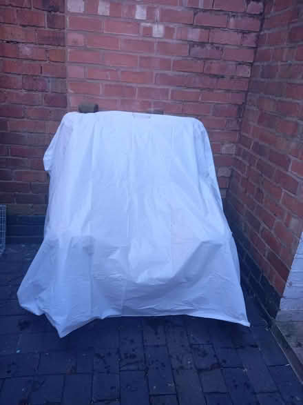 Photo of free Single seater Sofa (Kings Heath birmingham) #3