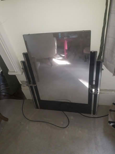 Photo of free 1940s bathroom mirror (Little Neston CH64) #1