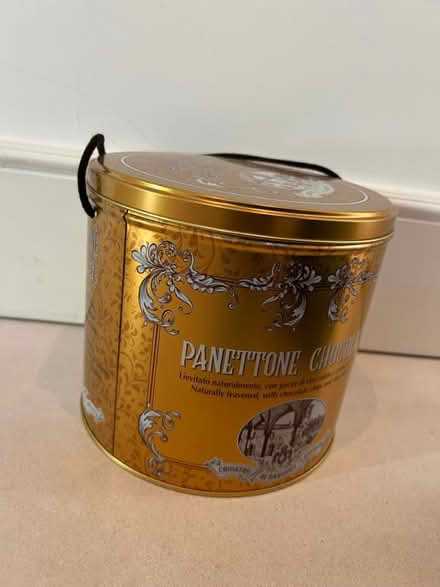 Photo of free 5 panettone tins (W8 Kensington) #1