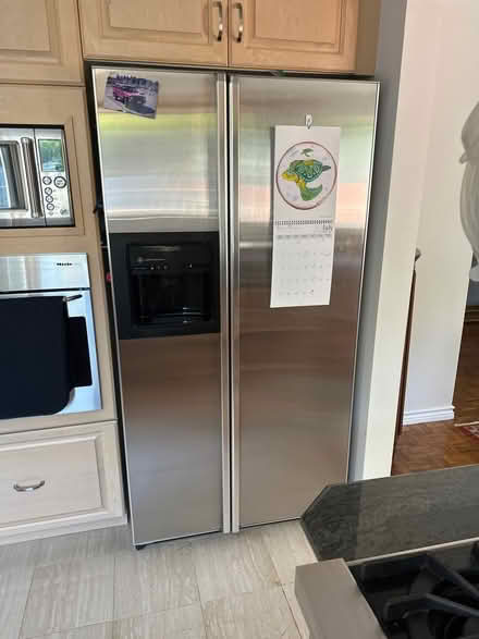 Photo of free Very old refrigerator (Woodpark) #1