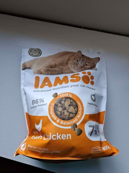 Photo of free Bag of iams chicken cat food. 800gms (Sherrard's Green WR14) #1