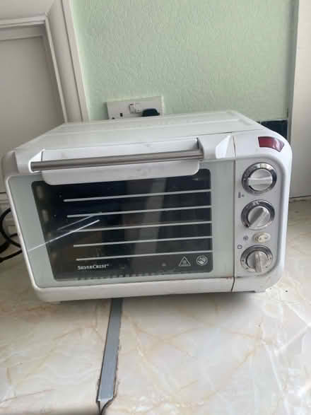 Photo of free Small oven/grill (Preston PR1 4N) #1