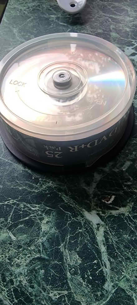 Photo of free CDr & DVDr (BD22 Haworth) #1