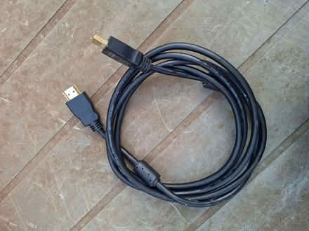 Photo of free More cables & leads - lots (Downend BS16) #3