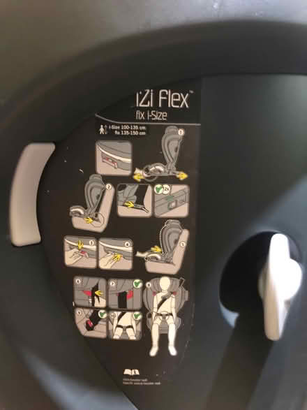 Photo of free Child car seat up to 150cm tall (SL6 Furze Platt) #3