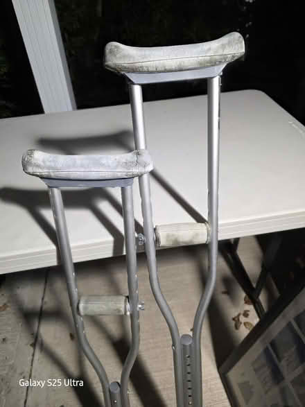 Photo of free wall deco etc southwestern pics (Belle mead nj off route 206) #3