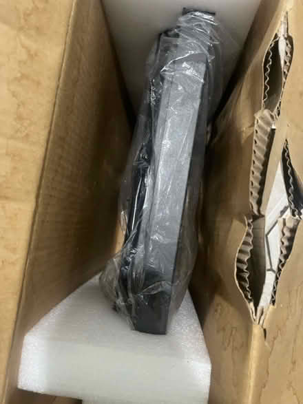 Photo of free Color TFT LCD Monitor (Southall UB2) #1