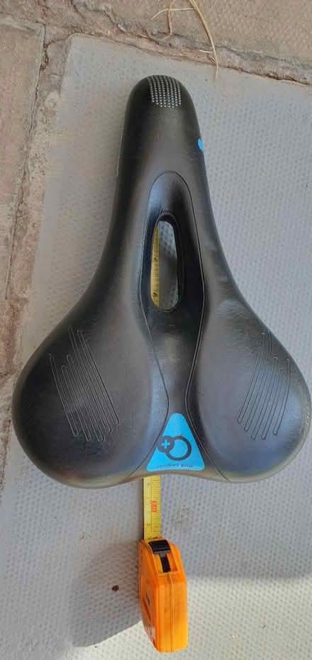 Photo of free Bike seat (SK5 Reddish) #2