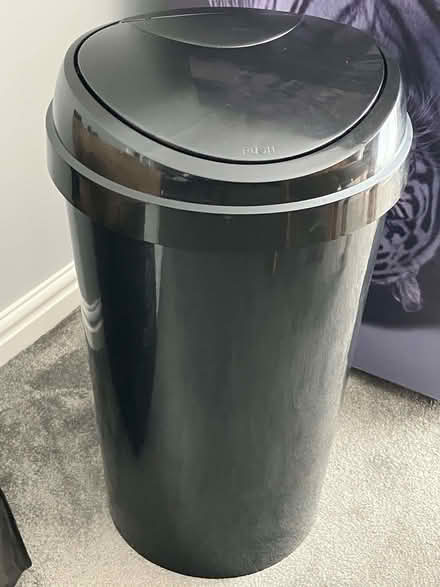 Photo of free Kitchen Bin (Purley CR8) #1