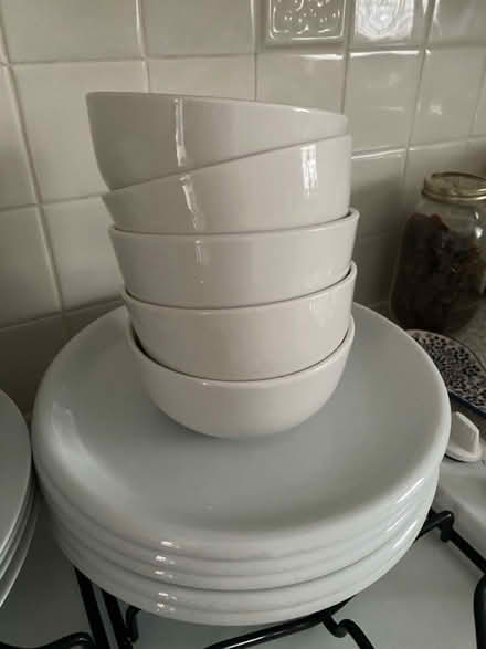 Photo of free 5 bowls & 5 plates - IKEA (B77) #1
