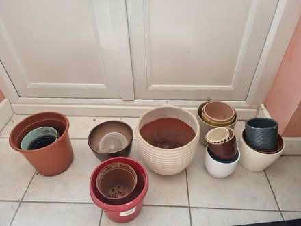 Photo of free Plantpots (Mold CH7) #1