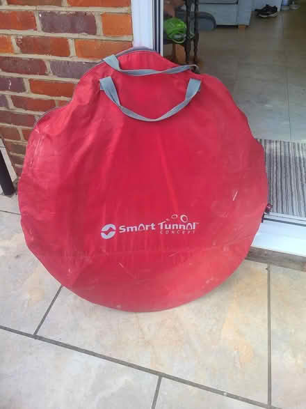 Photo of free Pop up tent (Harpenden central) #1